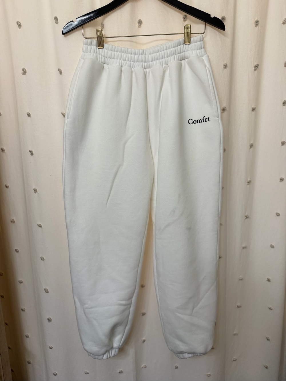 Comfrt Women's White Fleece Joggers